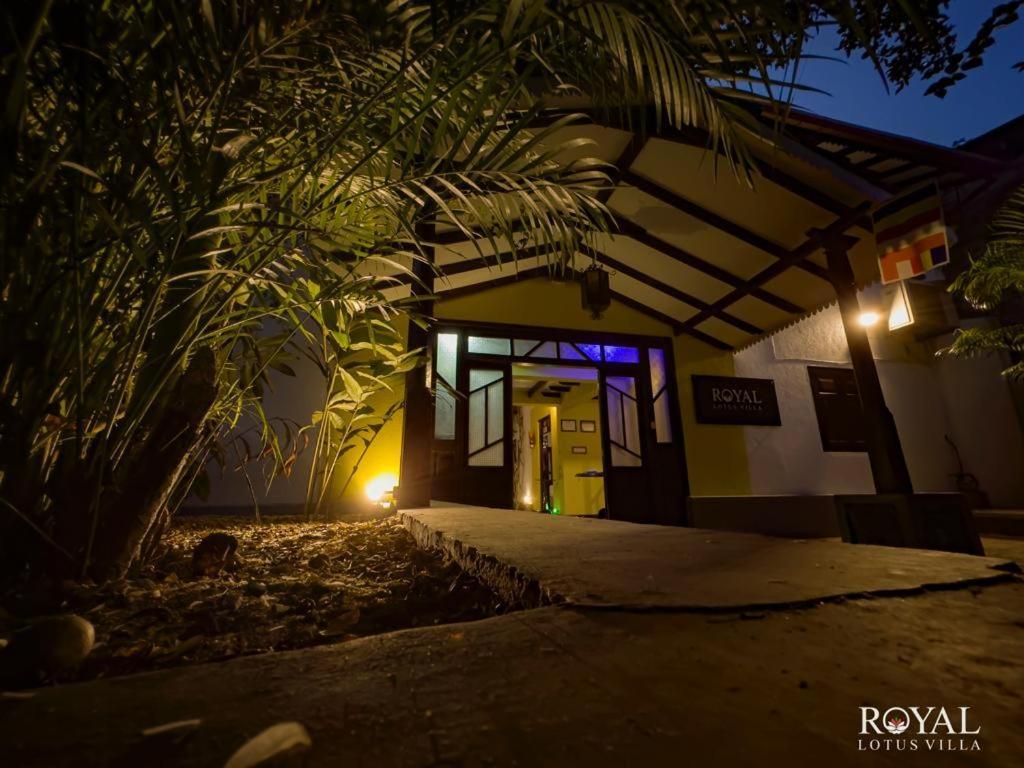 Royal Lotus Villa - Full Villa Rate Unawatuna Exterior photo